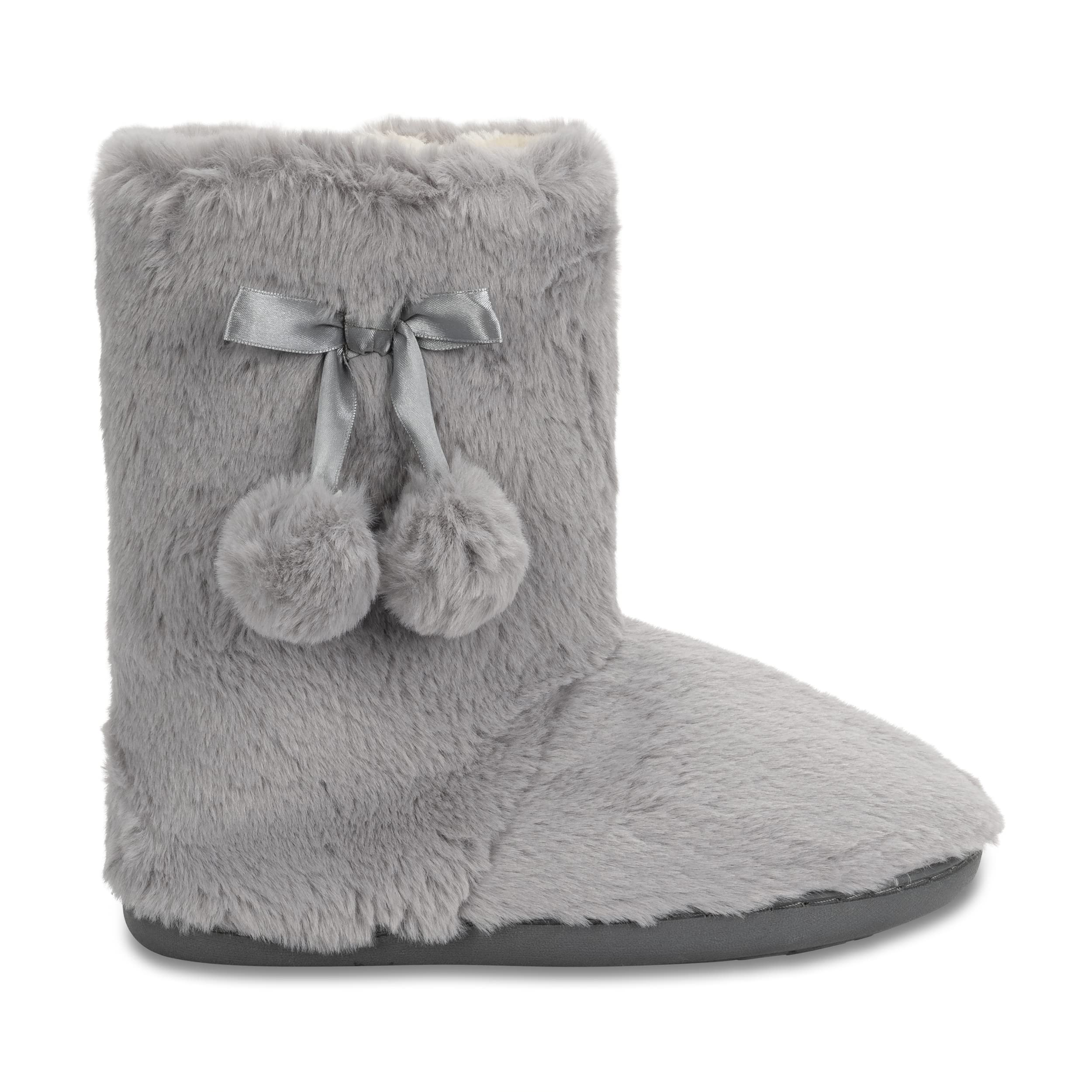 IVY: Polar Women's Pom Pom Slipper Boots