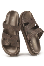 Women's Chunky Flat Sandals with Adjustable Strap